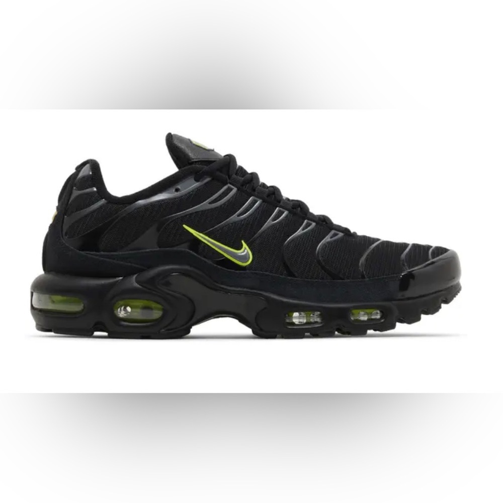 Nike Air Max Plus 'Black Grey Volt' Men’s Sz 11.5